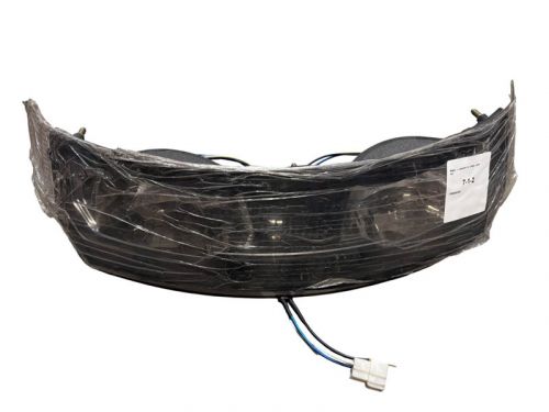 Фара передняя левая/правая XT-152D Фара передняя левая/правая XT-152D